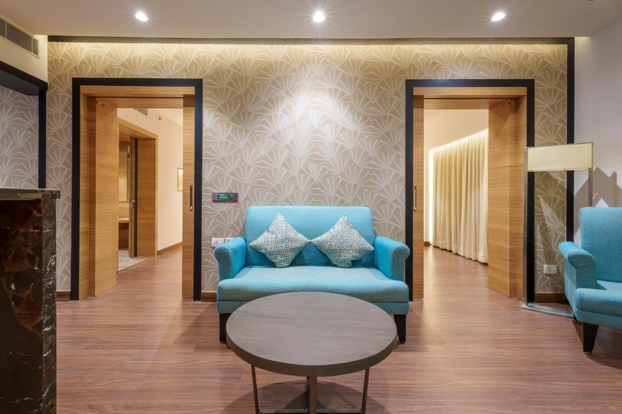 Pharos Hotels Chennai Exterior photo